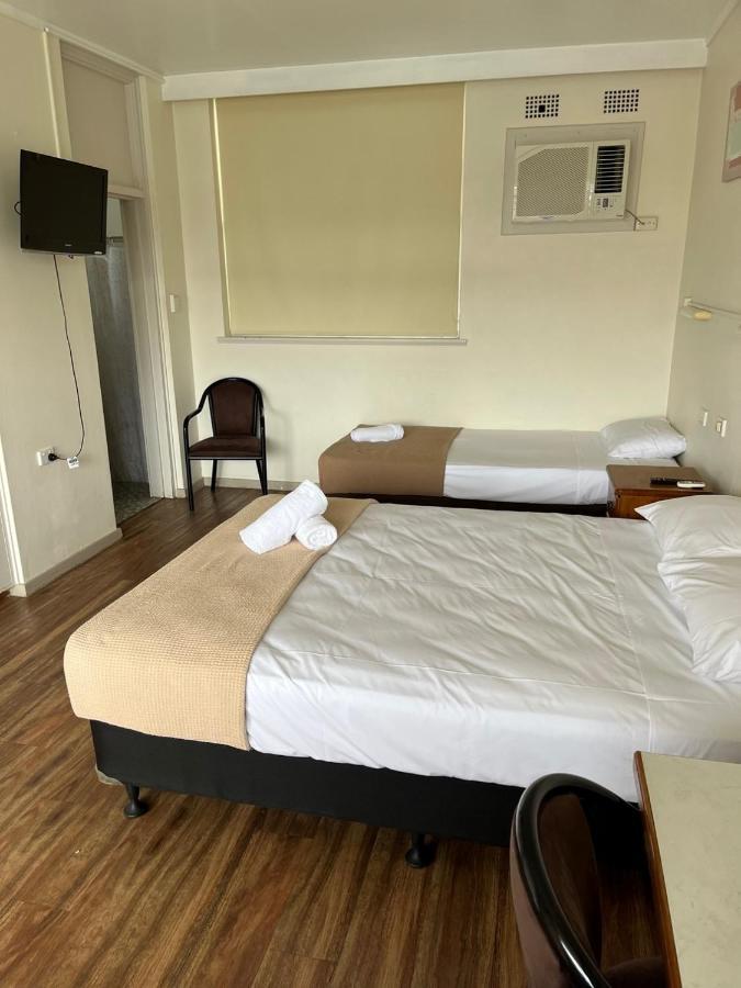 Crown Hotel Motel Grafton Bilik gambar